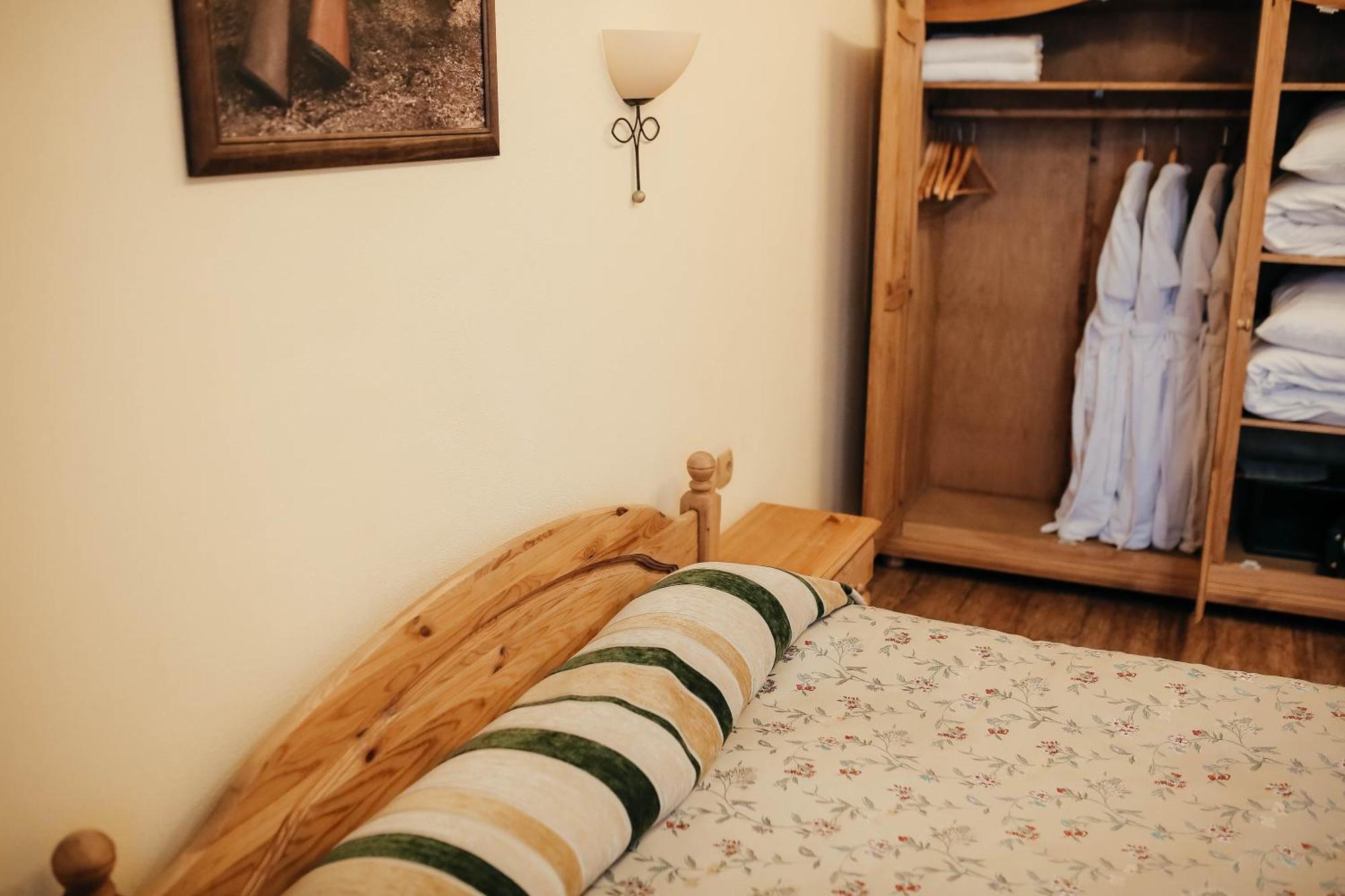 Тау-House Hotel Koksoki Kültér fotó
