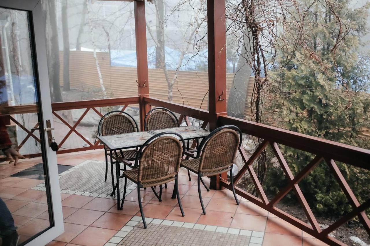 Тау-House Hotel Koksoki Kültér fotó