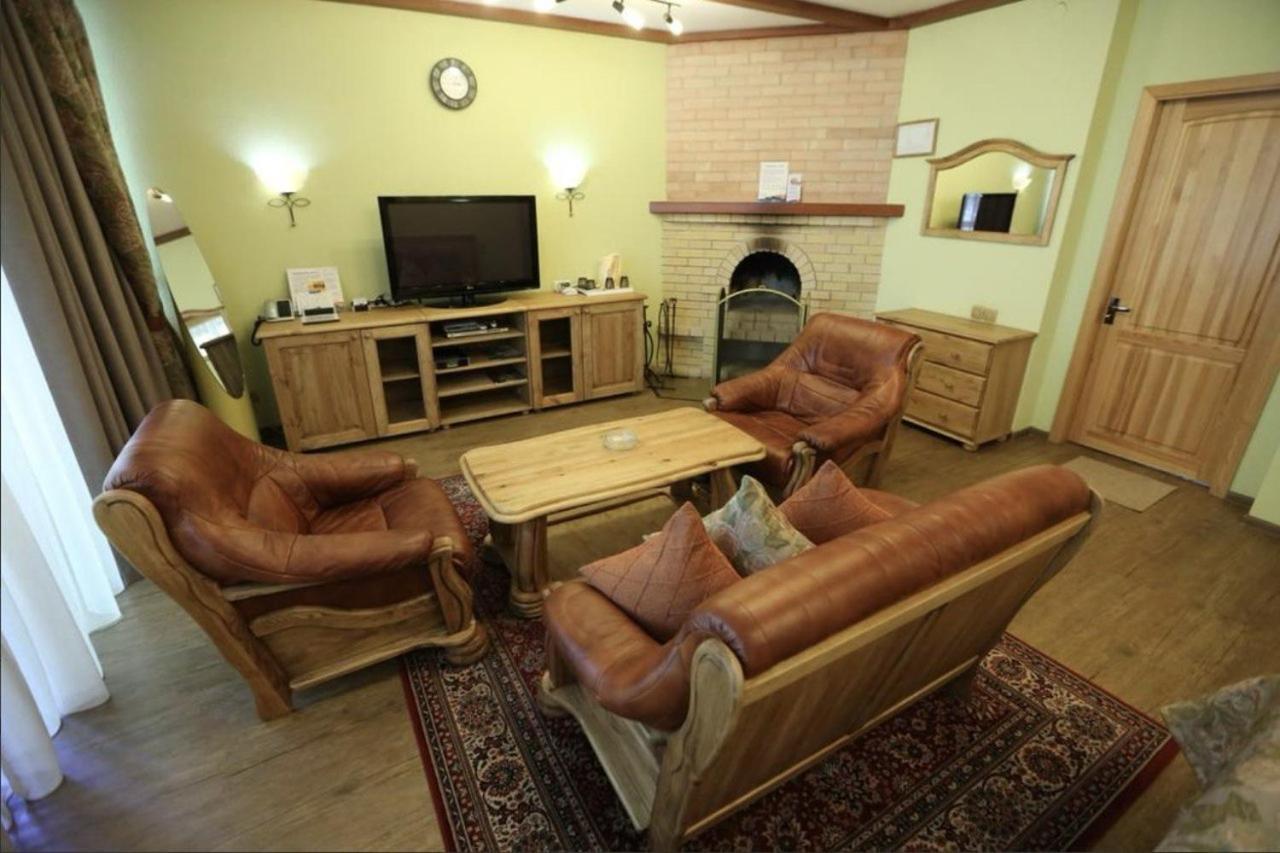 Тау-House Hotel Koksoki Kültér fotó