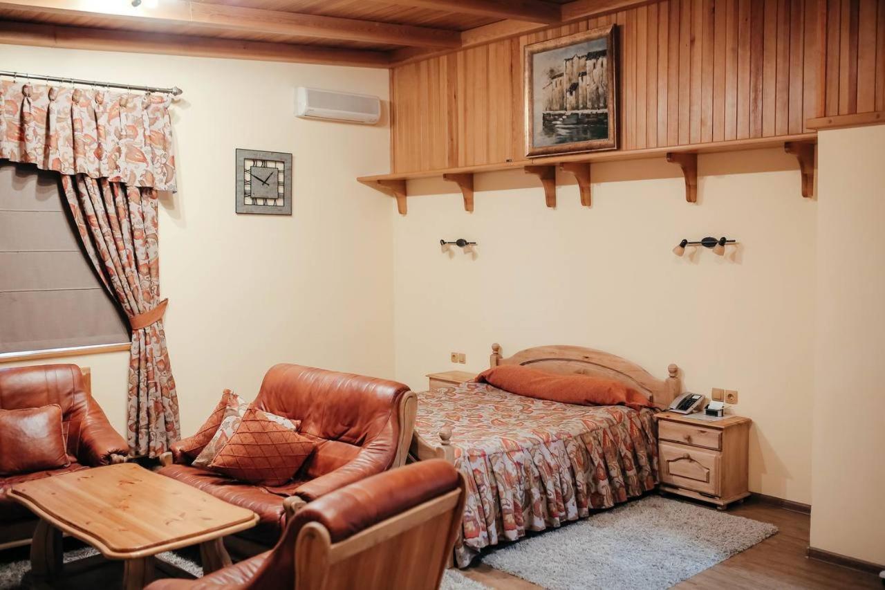 Тау-House Hotel Koksoki Kültér fotó