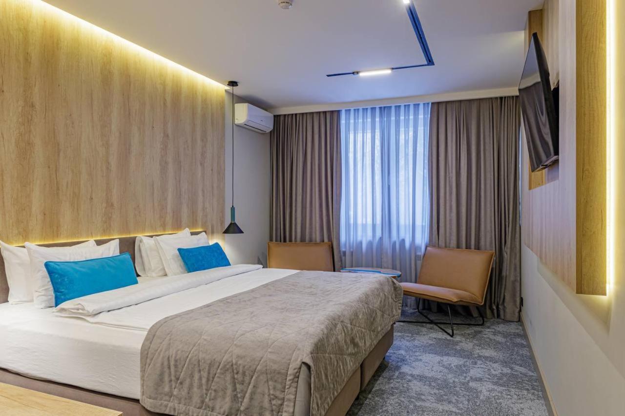 Тау-House Hotel Koksoki Kültér fotó
